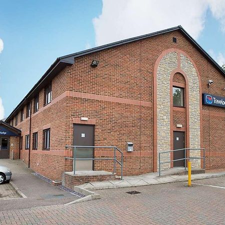 Travelodge Taunton Exterior foto