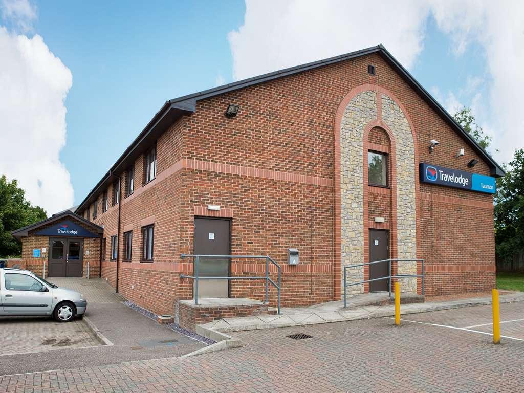 Travelodge Taunton Exterior foto