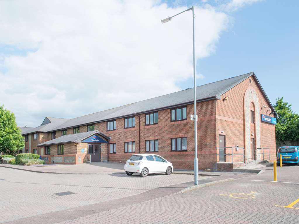 Travelodge Taunton Exterior foto